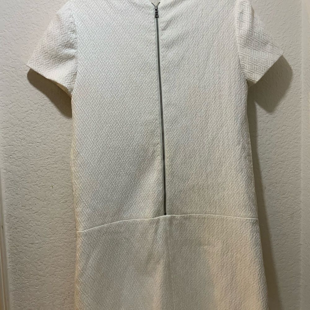 Alice + Olivia Size 6 Liv Drop Waist Capped Sleeve White Textured Mini Dress - Picture 7 of 10